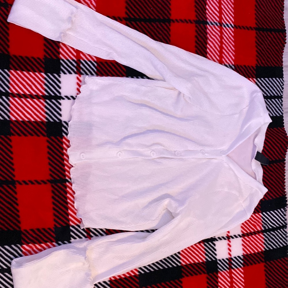Cropped white long sleeve
